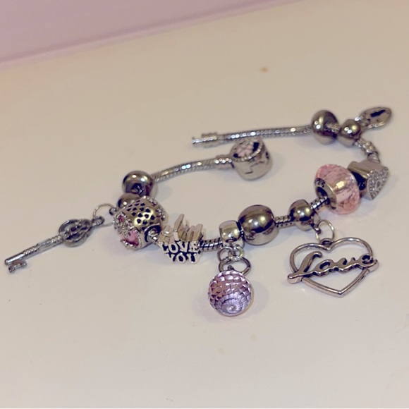 🍒 BOGO 🍒 PRICE ONLY 4/23 The “LOLA” Collection, “Psyche” Charm Bracelet - Picture 2 of 15